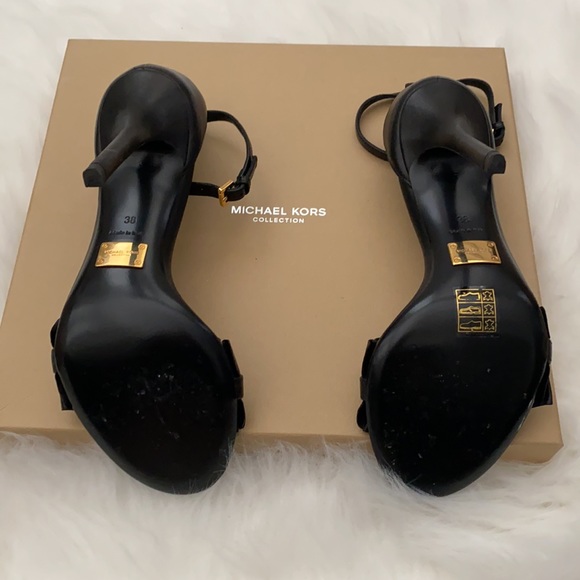 Michael Kors Collection - Picture 2 of 4